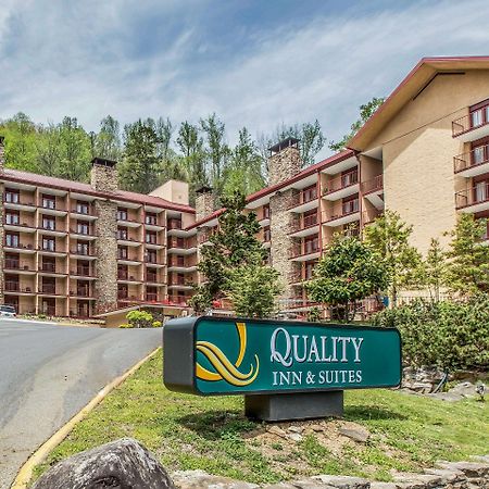 Quality Inn & Suites Gatlinburg Exterior photo